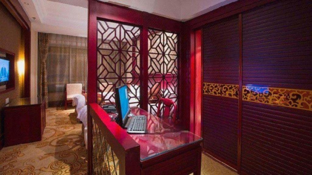 Feicheng Blossom Hotel Exterior foto